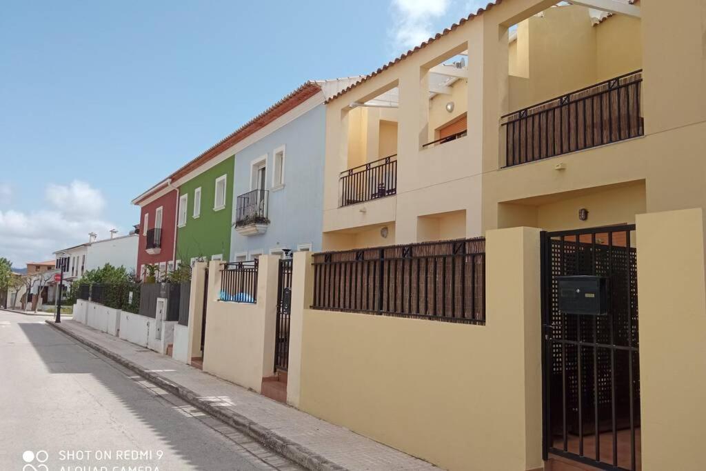 Loft Alquiler Alcalali Apartment ภายนอก รูปภาพ